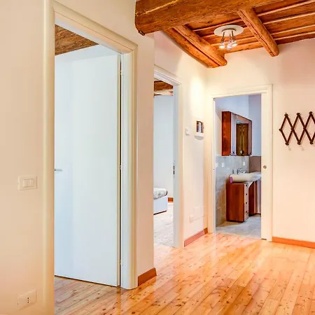 Manuela Family Apartament Werona
